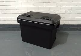 Shuter hanging bins are made of industrial duty pp plastic that is grease nesting bins snap securely together horizontally and vertically to allow you to create flexible storage options. 83 Ltr M Heavy Duty Lockable Plastic Storage Box Solent Plastics