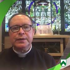 Segundo día del triduo a la espera de la #Navidad. Nuestro capellán Padre  Noel Franceschi nos relata una historia para reflexionar sobre nuestros  actos., #UMA #feliznavidad🎄 #Venezuela