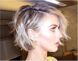Graduated bob is on the playful side, but it's chic at the same time. Pin On Hair