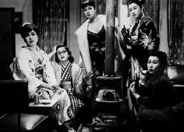 Delphine perret a illustré les vidéos qui accompagnent les six reportages de la série capitalisme pour la chaine arte. Kenji Mizoguchi S Street Of Shame èµ¤ç·šåœ°å¸¯ Akasen Chitai 1956 Film Lutte Des Classes Rue