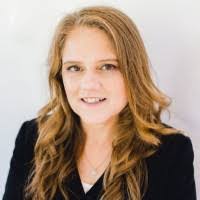 Emily Barrett's Instagram, Twitter & Facebook