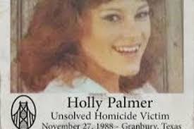 Holly Palmer's Instagram, Twitter & Facebook