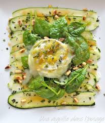 Carpaccio De Courgettes Chevre Chaud Citron Et Miel 4 Petites Courgettes 60 G De Pousses D Epinards Recette Chevre Chaud Salade Chevre Salade De Chevre Chaud