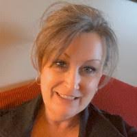 Theresa Lloyd's Instagram, Twitter & Facebook