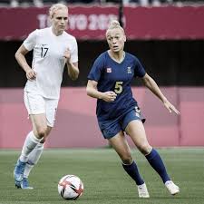 Women's football was added to the official program at the 1996 atlanta games. W1kw3xankutlzm