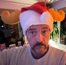 There's an excellent oral history of MALLRATS in the @ringer, courtesy of  @kathleenbakes, that's perfect for a read