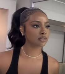 Latisha Collins (Latishaannette)