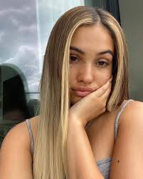 Love and light. That's it... that's the caption