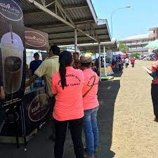 Pengambilan pertama pelajar seramai 82 orang bagi diploma kejururawatan dilakukan pada jun 1996. Kolej Jururawat Masyarakat Tawau Tawau Sabah