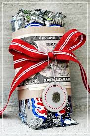 The amount of money you'll put on a gift card will depend on your finances. 15 Of The Most Creative Ways To Gift Money For All Ages Tip Junkie