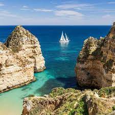 The privileged location in the south of portugal and the many hours of sunshine make the algarve one of the. Hotels In Der Algarve Auf Der Pestana Hotel Website Buchen