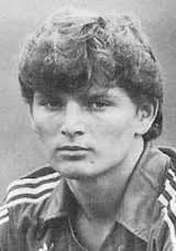 Roland sallai ile tibor sallai (kariyer sonu) oğul/baba. Szemelyek Magyar Labdarugo Archivum