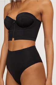 Livraison gratuite dès 39€ retours gratuits plus de 500 nouveautés chaque jour des tankinis uniques et stylés. Epingle Sur Maillot De Bain Accessoires De Plage