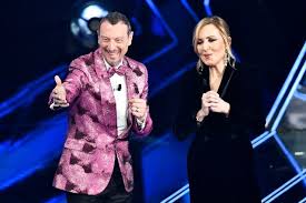 Questa quarta serata di sanremo 2021 inizierà con l'esibizione dei quattro cantanti della categoria delle nuove proposte: Vqu73xfeirk0nm