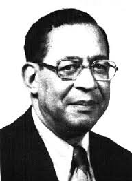 J.F. Bickering patents airship invention