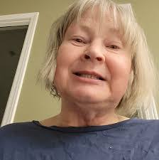 Cindy Goodall's Instagram, Twitter & Facebook