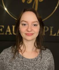 Chceš dokonalé obočí? Vím, jak důležité je mít perfektní tvar obočí, který  zdůrazní tvou přirozenou krásu! Nabízím profesionální úpravu obočí, díky  které se budeš cítit sebevědomě a krásně. ✨ Úprava, barvení, laminace –