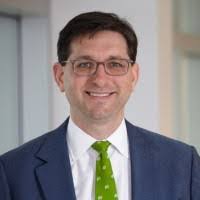 Robert Kump's Instagram, Twitter & Facebook