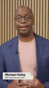 David Ortiz and other Boston legends tee'd off for a great cause in Newton. 