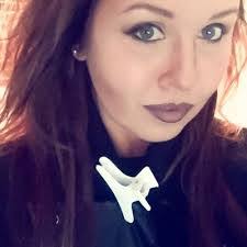 Bridget Scanlan's Instagram, Twitter & Facebook