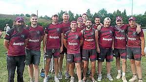 Découvrez les quilles de huit ! Luc La Primaube Laurent Izard Vice Champion D Aveyron Individuel Quilles De Huit Ladepeche Fr