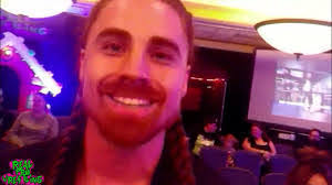 Chris Cloy's Instagram, Twitter & Facebook