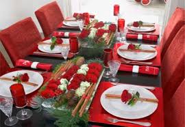 También se pueden decorar otros espacios de la casa, por ejemplo, las escaleras. 30 Fotos E Ideas Para Decorar La Mesa En Navidad