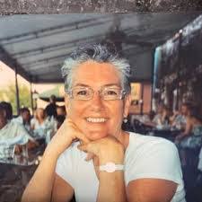 Eve Currie's Instagram, Twitter & Facebook