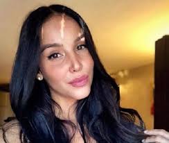 Si diploma all'istituto tecnico economico. Paola Di Benedetto Wiki Height Age Net Worth Boyfriend Bio Family