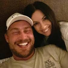 Travis Roby's Instagram, Twitter & Facebook