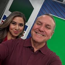 Vanessa Paz's Instagram, Twitter & Facebook