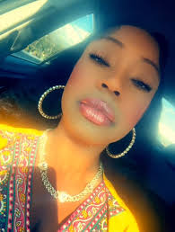 This how I’m kissing the New Year 2026🎊🎉😘🥰