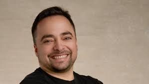 Mr Alexandro Carlos Rojas, classic massage therapist in Bâtiment Z4, 1260  Nyon