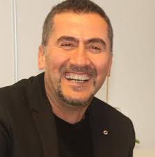 Mom's got the looks, her daughter's an angel, and her brother's clearly the  bouncer 🤣 #single #mom #maxamini #standupcomedy