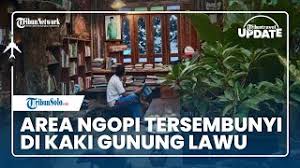Ayam betutu adalah sajian kuliner khas bali yang sangat lezat yang patut anda coba selama anda berlibur di pulau bali. Travel Update Cafe Medjora Tempat Makan Unik Yang Tawarkan Suasana Khas Bali Di Lereng Gunung Lawu