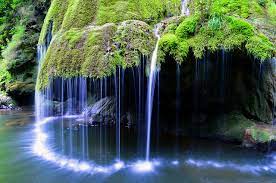 Puzzle, puzzle für kinder, puzzeln kostenlos. Bilder Rumanien Bigar Waterfall Natur Felsen Wasserfall Laubmoose