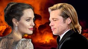 12 yıl birlikte olan ve 2014'te evlenen, bir zamanlar hollywood'un örnek çifti olarak gösterilen brangelina'yı hayat şartları ayırmış. Angelina Jolie Contro Brad Pitt Spuntano Le Prove Di Violenze Domestiche