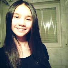 Yen-Nhi Anna Dinh (@yennhi_dinh)