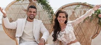 Elle grandit dans la capitale avec son petit frère. Manon Marsault Et Julien Tanti Leur Mariage A T Il Ete Offert La Jeune Mariee Repond Video Mce Tv