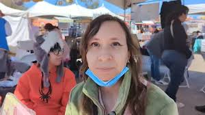 Apoya Roxana Calderón en la rehabilitación de las aulas de medios