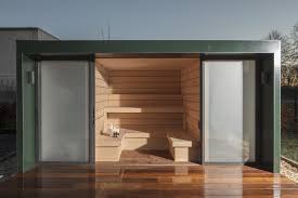 Design Pur Kombiniert Mit Multifunktion Die Aussensauna Corsuite Von Corso Wann Durfen Wir Ihr Projekt Planen Noch Aussensauna Sauna Gartenhaus Mit Sauna