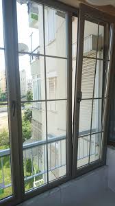 Bundan yıllar önce pimapen mi cam balkon mu diye bir soru yoktu çünkü cam balkonun piyasaya sürüleli 15 yıl kadar oldu haliyle insanlar son 15 yıldır evlerine pimapen yani pvc yerine katlanır cam balkon sistemleri tercih etmeye başladı. Pimapen Balkon Kapatma Modelleri