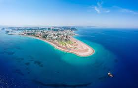 Administratively the island forms a separate municipality within the rhodes regional unit, which is part of the south aegean administrative region.the principal town of the island and seat of the municipality is rhodes. Die 11 Schonsten Strande Auf Rhodos Sommer Sonne Sand