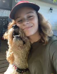 Cindy Cade's Instagram, Twitter & Facebook