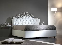 I letti singoli mondo convenienza permettono di arredare la camera da letto in modo funzionale e a prezzi contenuti. Letti In Ferro Battuto