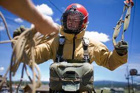 How Smokejumpers Prepare For Wildfire Season — High Country News – Know The  West