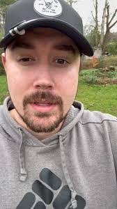 Alice Kral's Instagram, Twitter & Facebook