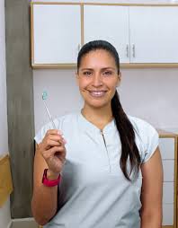 Dra. Patricia Ordaz Dentista, Especialidad en Ortodoncia, Invisalign, Ortodoncista y Brackets