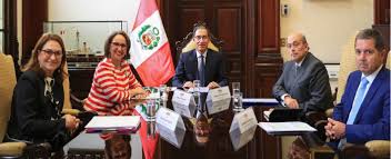El so cargu correspuende a la más alta maxistratura del país y al funcionariu públicu de mayor xerarquía. Rebeca Grynspan Se Reune Con El Presidente Del Peru E Inaugura La Oficina Subregional Para Los Paises Andinos Segib