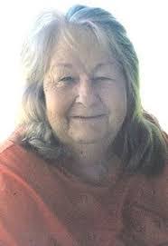 Jennifer Crisp's Instagram, Twitter & Facebook